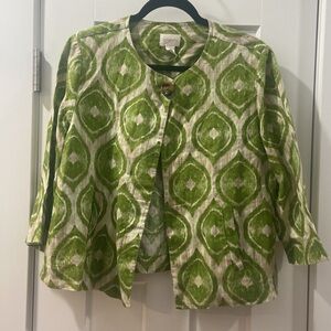 Chico's Green and Cream Patterned Top 100% linen Chico's Size 2 petite